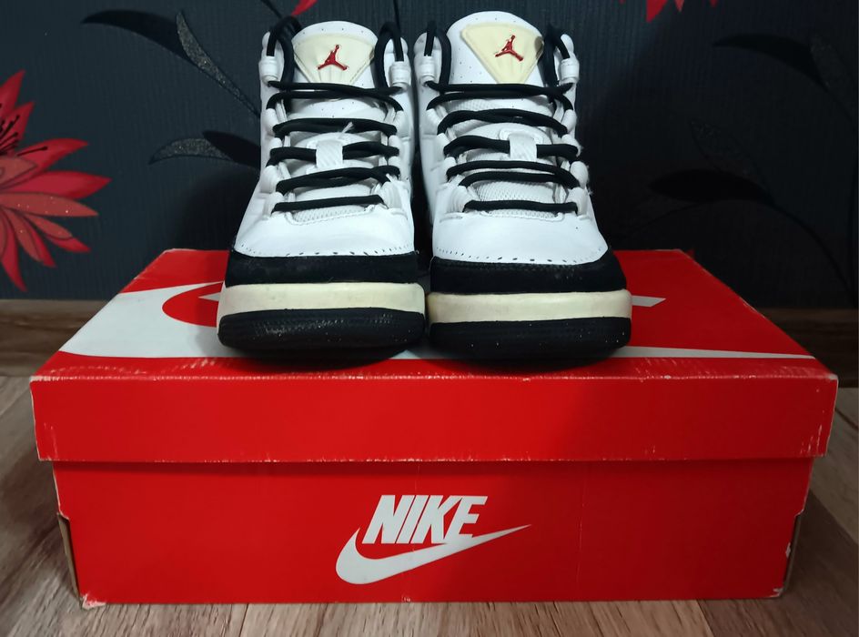 Air Jordan Deluxe BG