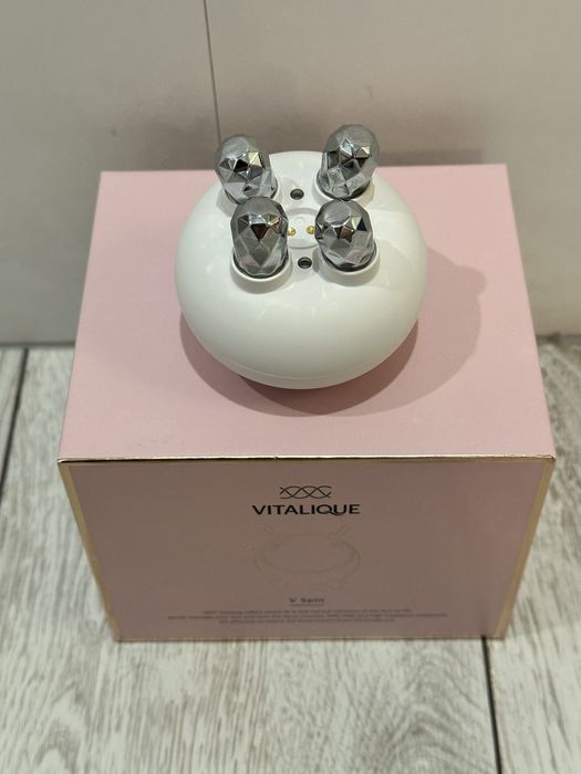 Микротоковый массажер для лица