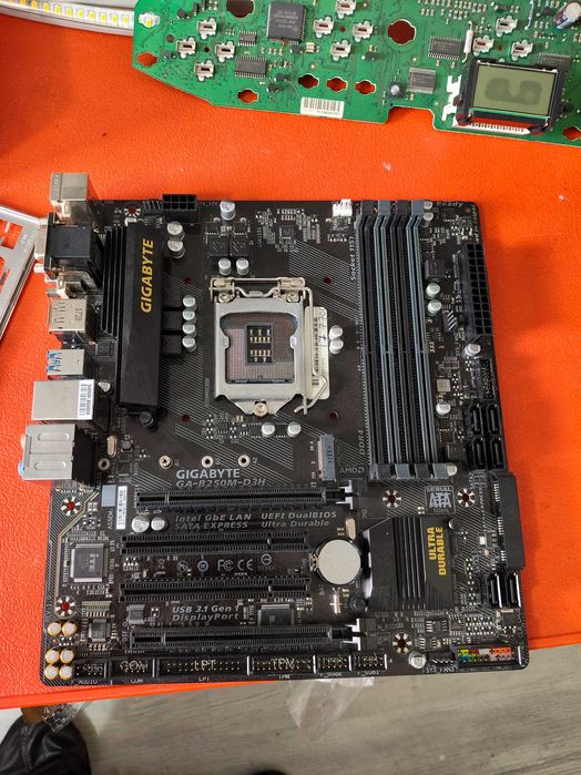 Placa baza Gigabyte GA-B250M socket 1151 v1