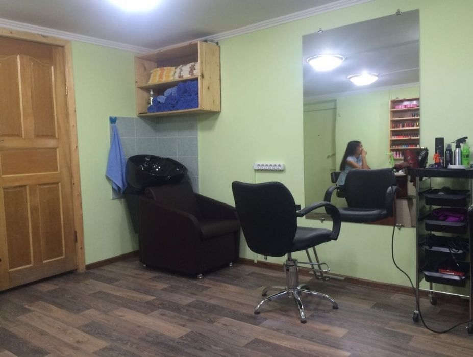 Мойка головы, парикмахерское кресло