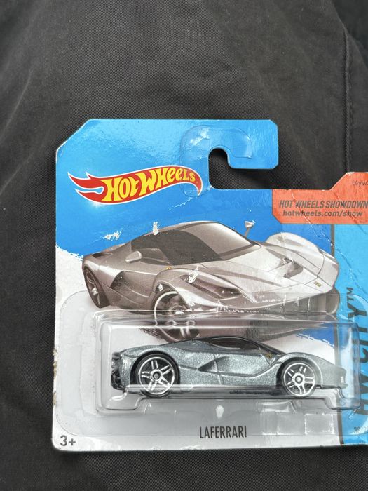 HotWheels Ferrari LaFerrari din 2014 NOU