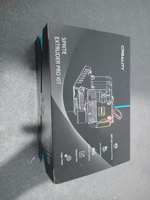 Продаю 3д принтер ender 3s1plus direct