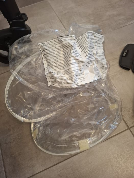 Căruț și scoică Graco evo în stare bună cu husă iarnă, vară.