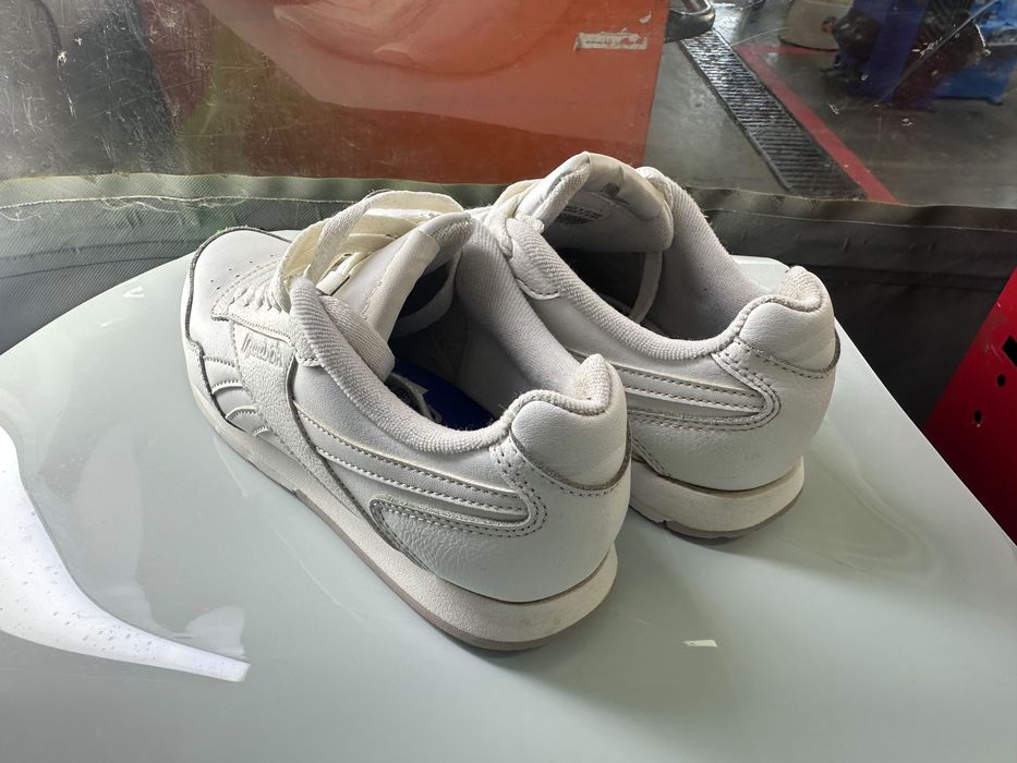 Продам кросовки reebok