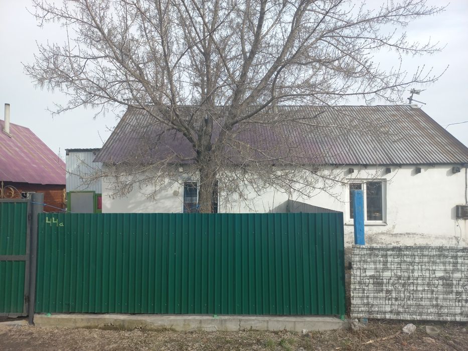 Титановая 44  3 Дома