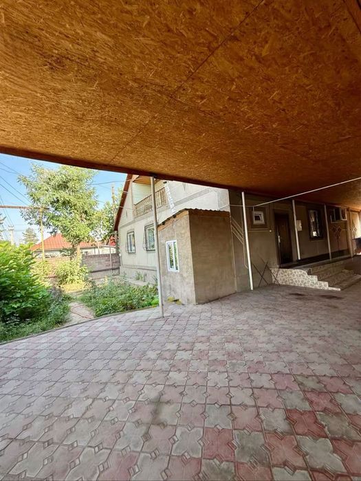 Продам дом в центе Каскелена