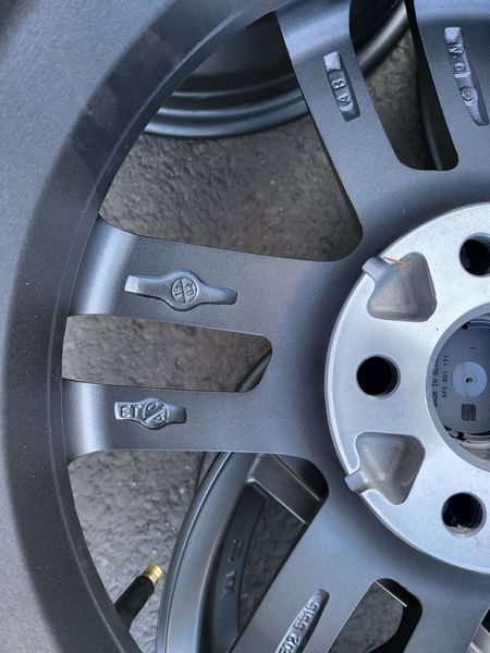 15цола Seat 5x112 Vw Skoda Оригинални