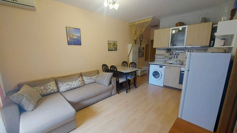 Продава се Тристаен апартамент в к.к. Слънчев бряг - 70 кв.м за 445 €/кв.м - Снимка #3