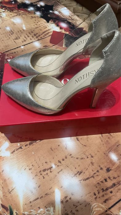 Вечерние туфли