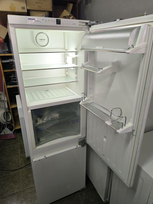 Хладилник с фризер Liebherr ICBN 3056 - NoFrost За вграждане клас А+