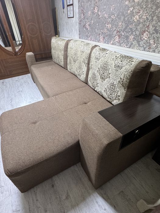 Продам Диван заводской