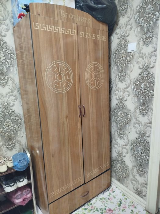 Ддетский шфанерча и краватча сотилади