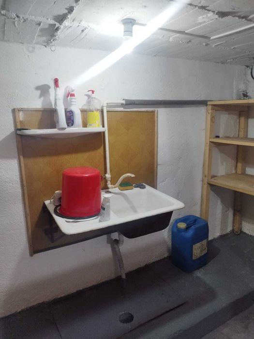 Garaj si spatiu de depozitare
