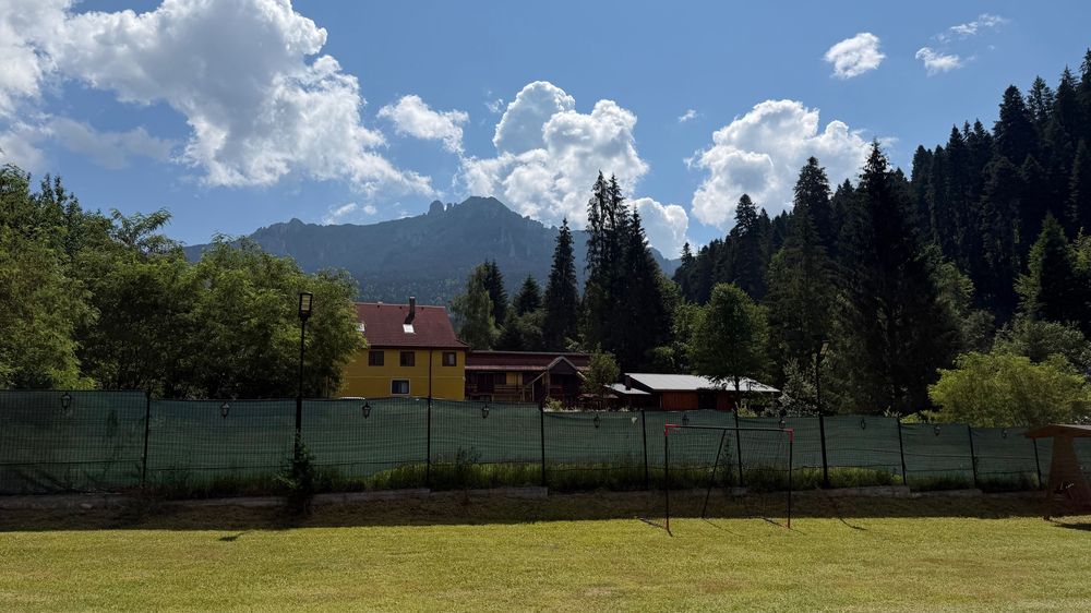 Statiunea Durau Casa si Teren locatie de vis