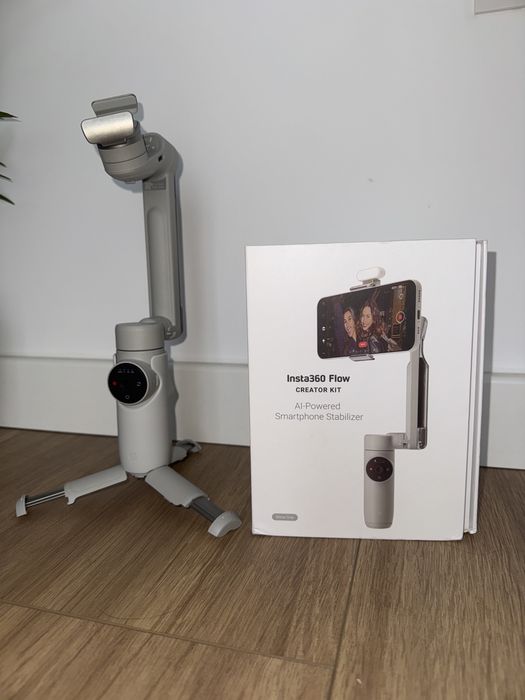Stabilizator telefon INSTA360 Flow Creator Kit
