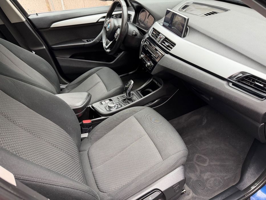 BMW X1 TVA deductibil*Faruri Led*Panorama*Navigatie mare*Camera spate