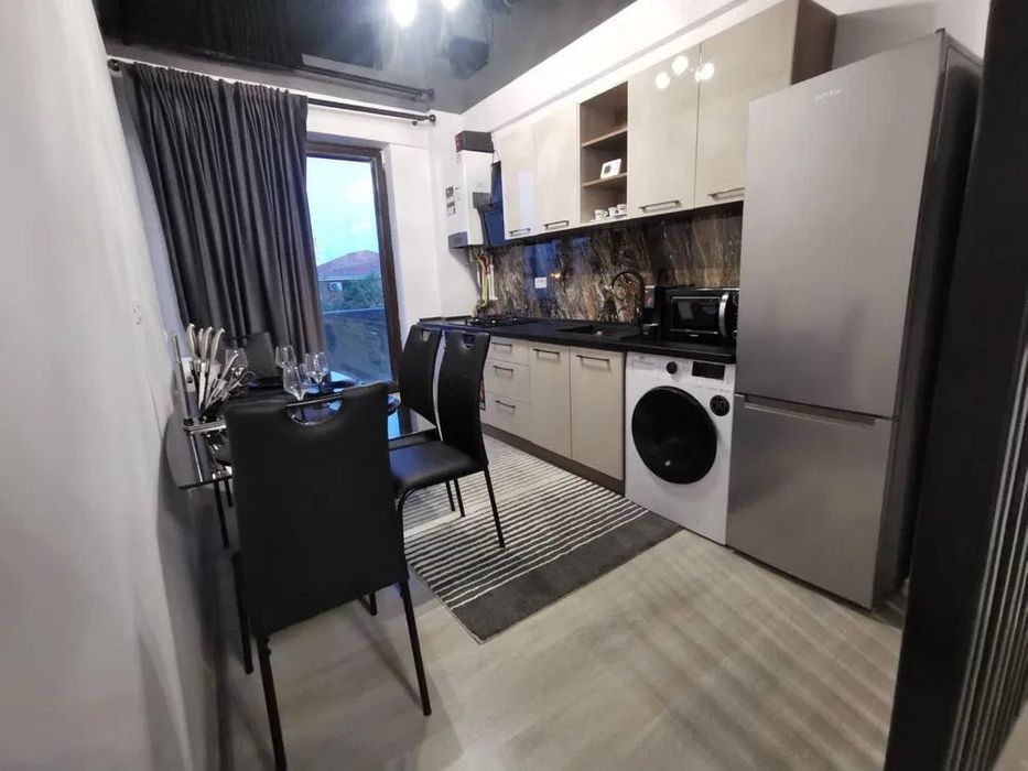 Apartament Mamaia 350 lei