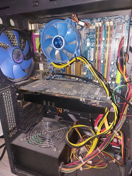 Настолен компютър