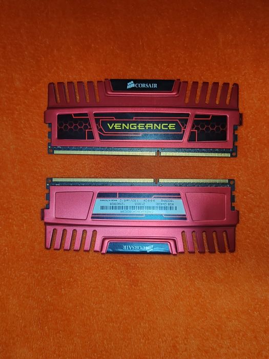 Memorie ram corsair ddr3 8 gb 1600mhz