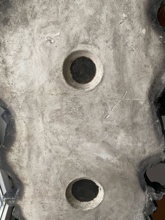 Зеркало в гипсовой раме