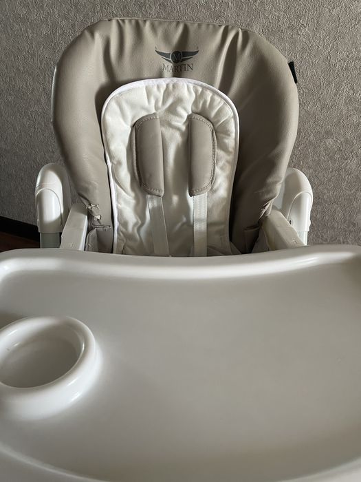 Детский стульчик для кормления