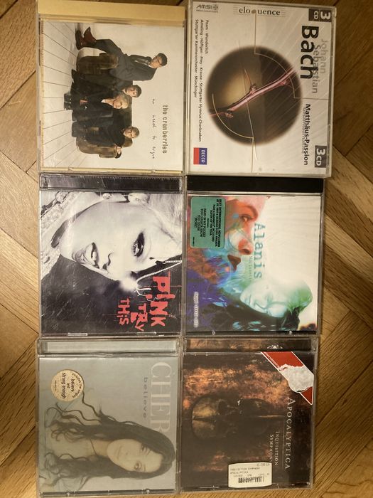 CD Оригинални музикални дискове