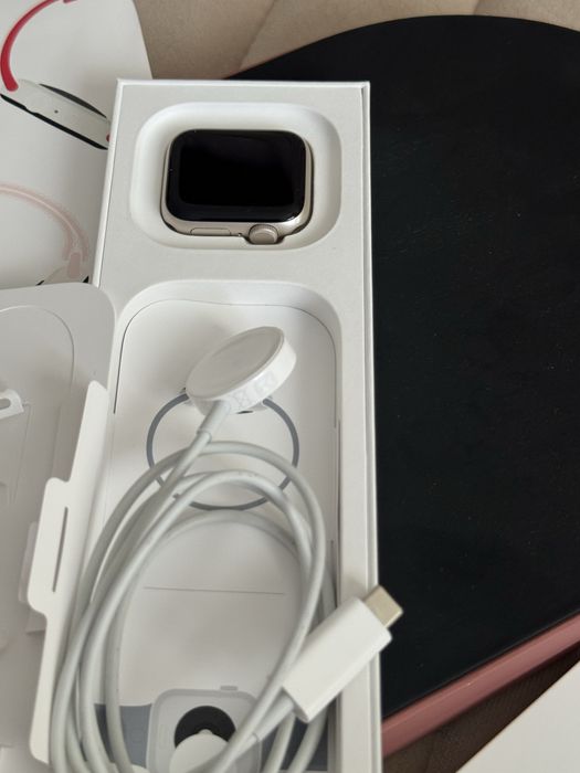 Apple watch se 2 starlight