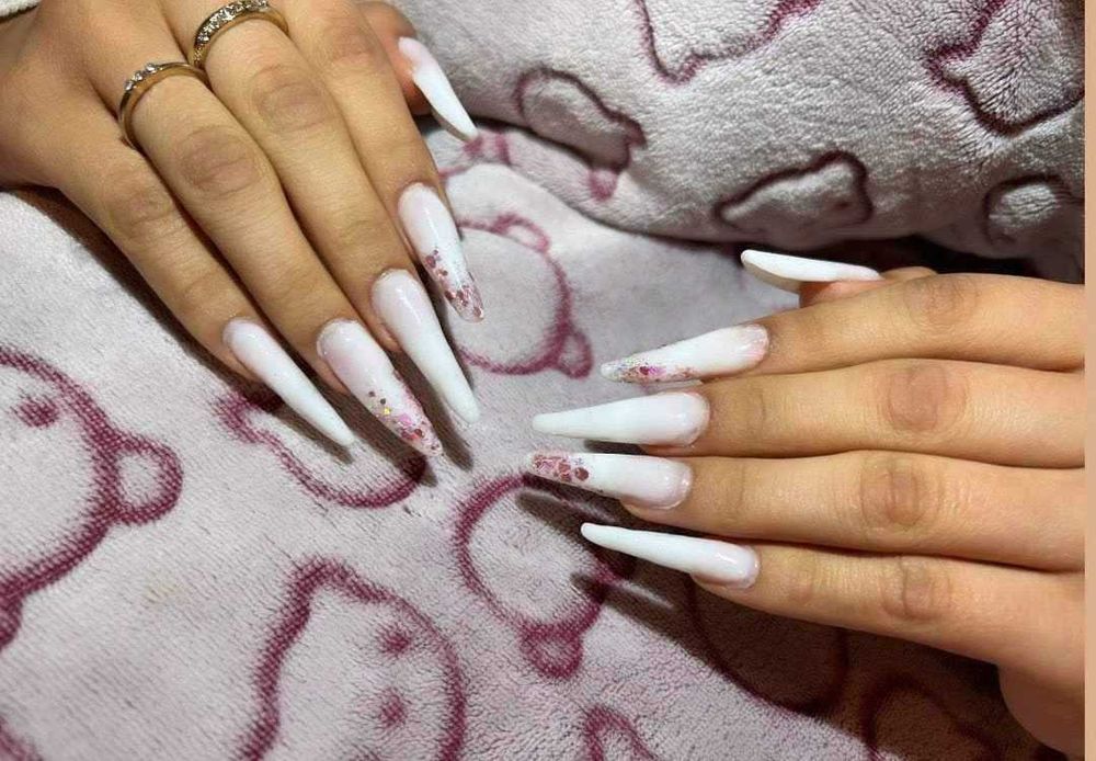Manichiura, unghii cu gel / semipermanent,