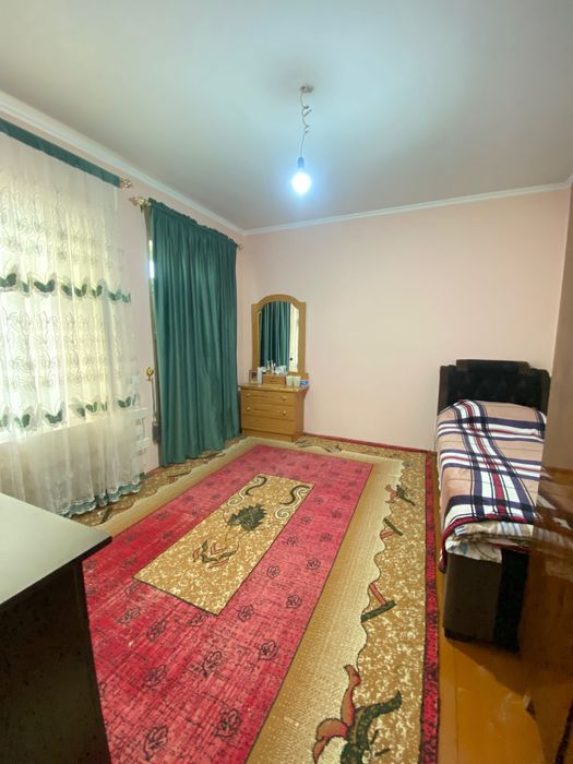 Oqqo’rg’onda uy sotiladi