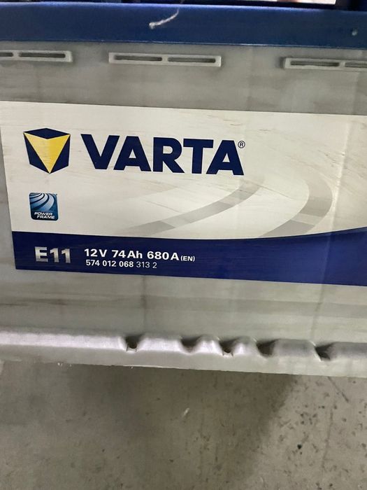 Продам аккумулятор VARTA