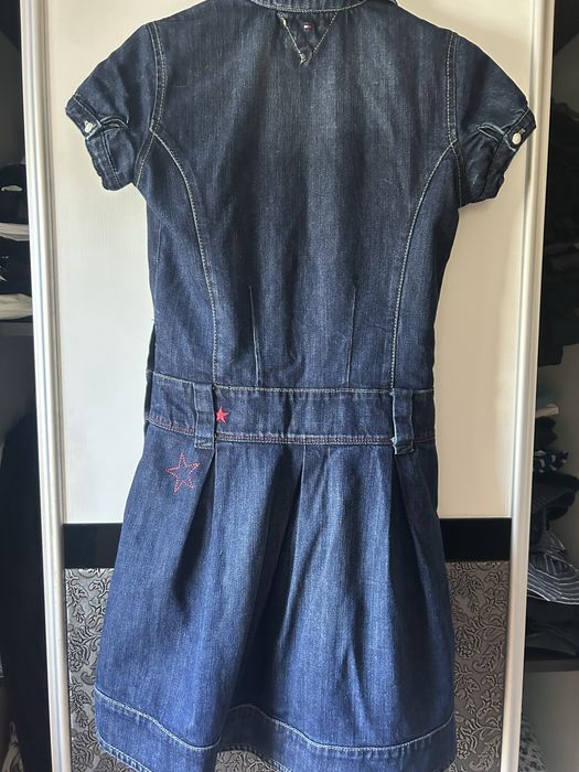 Tommy Hilfiger дънкова рокля и пуловер