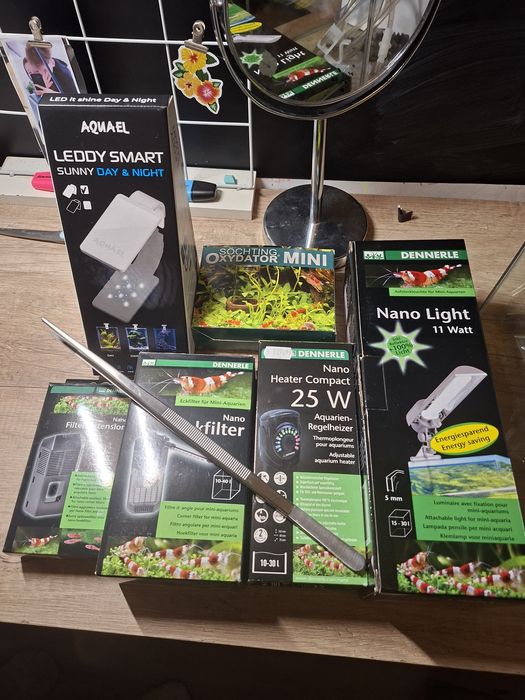 Acvariu complet 20L cu echipament premium (Dennerle, Aquael)
