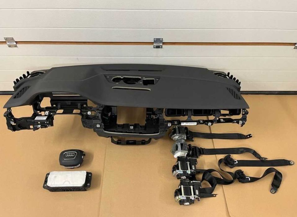 Арматурно табло колани airbag Audi Q7 4M II original