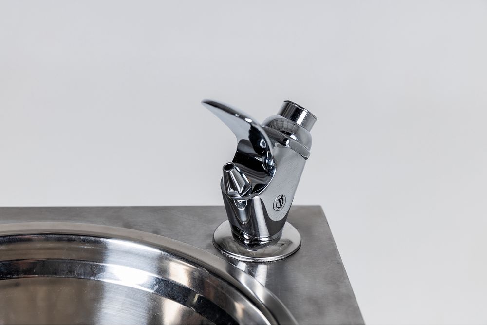 Питьевой фонтанчик