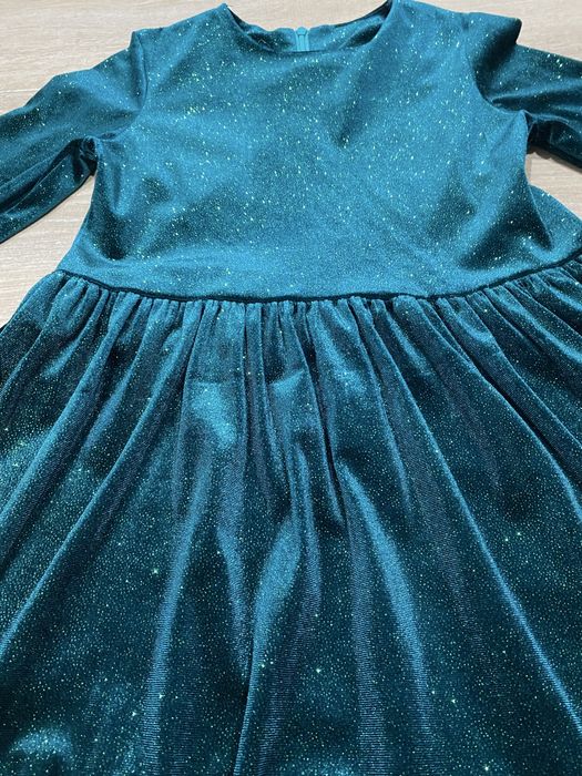 Rochie eleganta cu sclipici pt sarbatori marimea 146