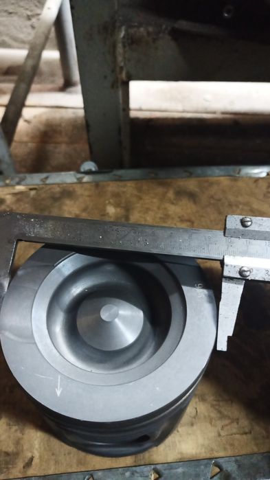 Продам поршневая Cummins