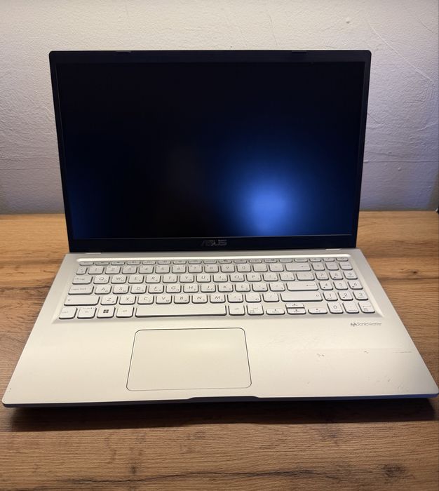 Ноутбук для работы и учебы Asus 2023г