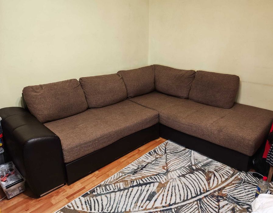Canapea Mobexpert extensibila tip coltar, cu lada