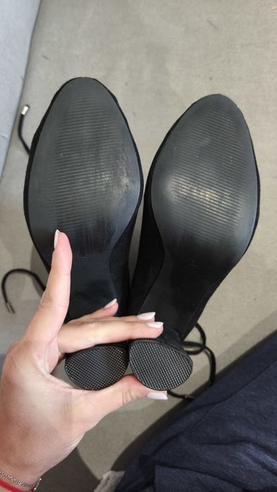 Велурени боти на ток 37 номер