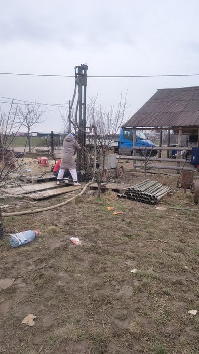 Foraje puțuri mecanizate Cosoveni