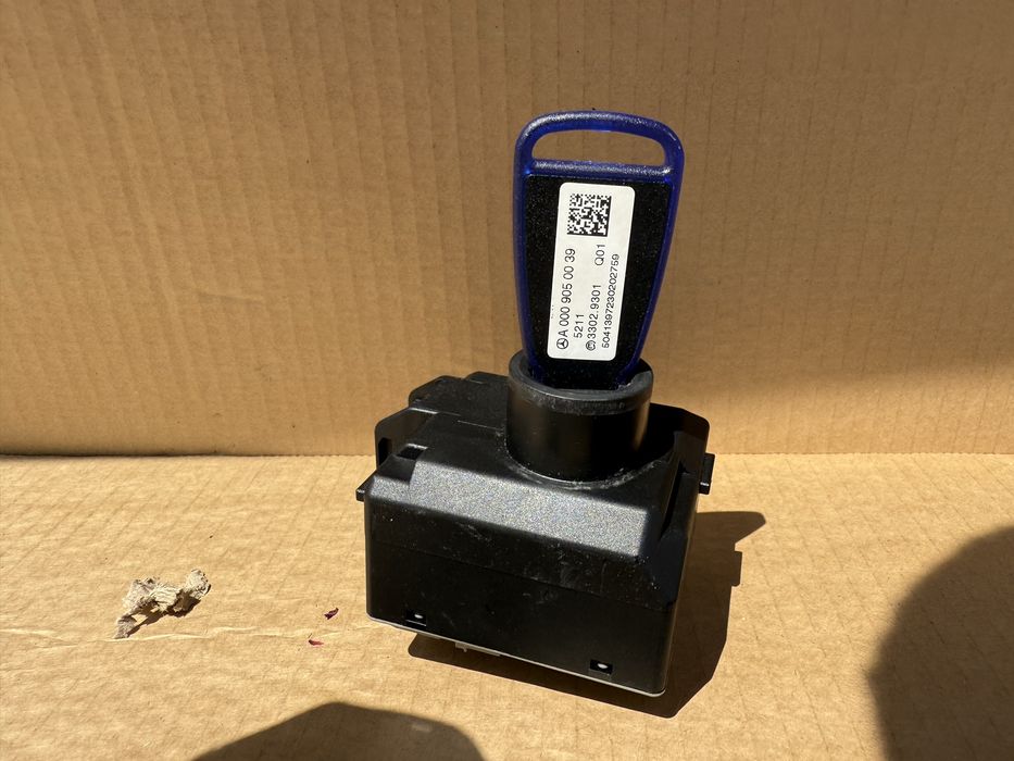 Блок за управление / Запалващ механизъм Mercedes Vito W447