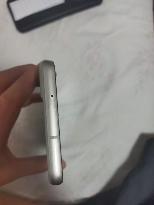 Samsung S21 fe 128гб