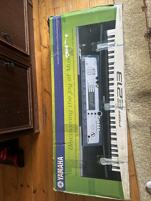 Синтезатор YAMAHA