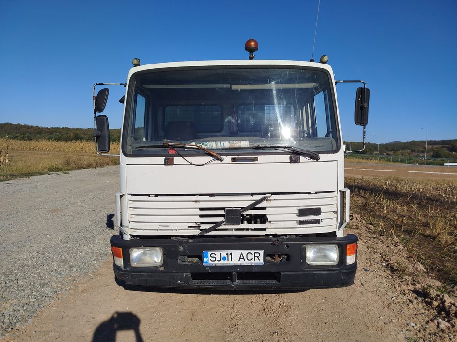 Vând camion Volvo FL6