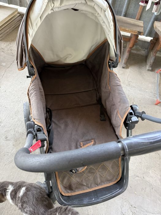 Продам коляску уличную