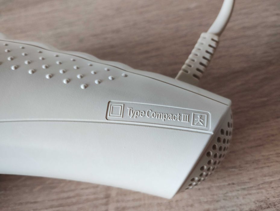 Zepter Bioptron Compact III уред за светлинна терапия