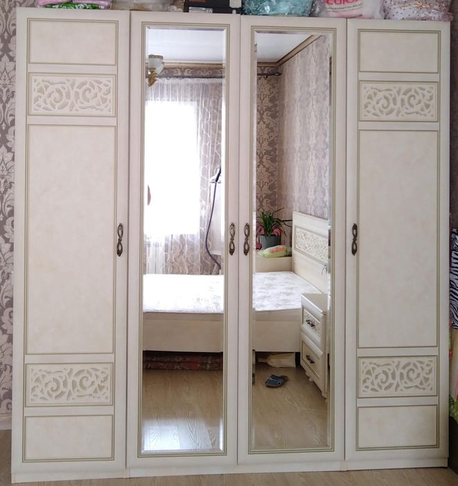 Спальный гарнитур Александрия