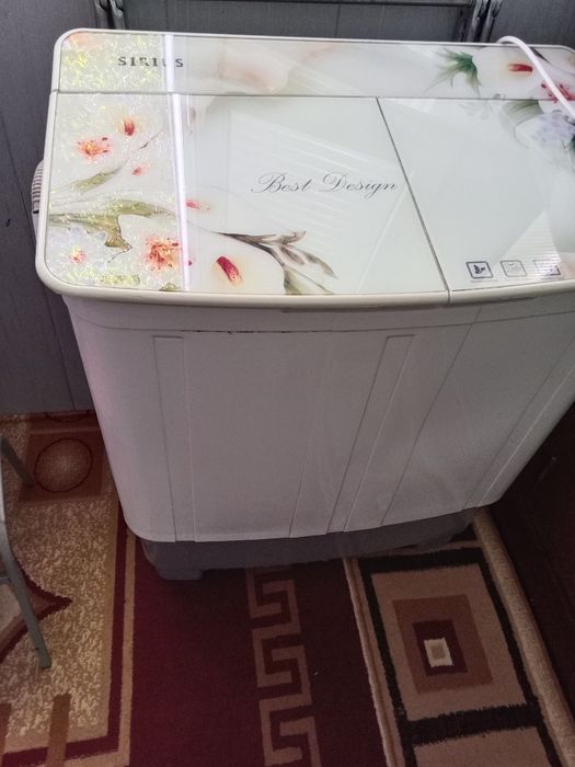 Polavtomat kormoashina sotiladi.holati yahshi