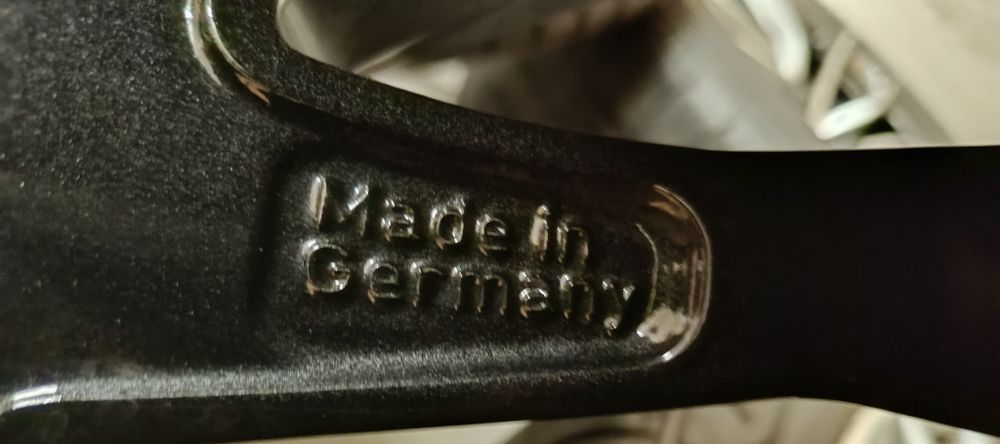 Оригинални джанти спорт пакет  гуми зимни 19 цола Mercedes GT W290