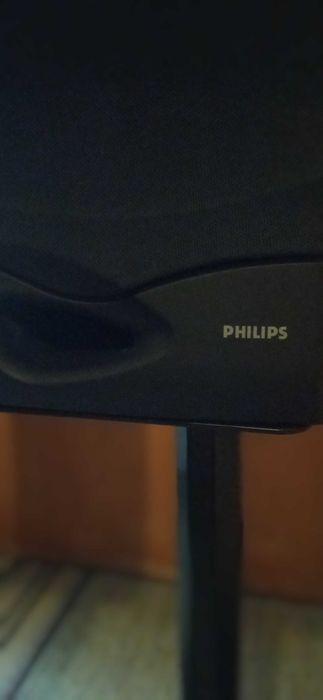 Тонколони PHILIPS с разглобяеми  метални стойки